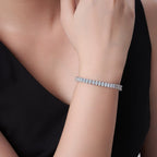 A Luxurious And Fashionable Minimalist Jewelry Bracelet Featuring Moissanite, Made Of S925 Silver Electroplated With Platinum. - N&P Colletion