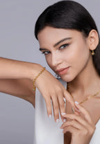 Set With Top-quality Moissanite, This Luxurious And Fashionable Light Luxury Trend Jewelry Silver Bracelet Is S925 Silver-plated With Gold NP Collection