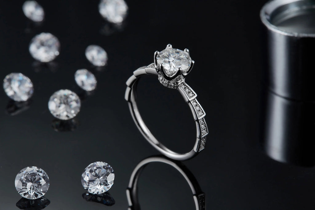 1-Carat Luxury & Fashionable Light Luxury Silver Ring – Top-Quality Moissanite, S925 Platinum Plated NP Collection