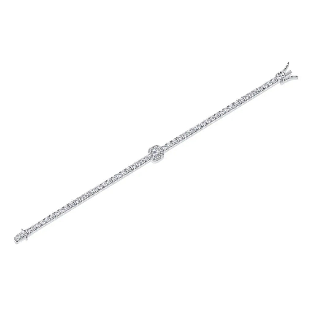 Set With Top-quality Moissanite, This Luxurious And Fashionable Light Luxury Jewelry Silver Bracelet Is Made Of S925 Silver Electroplated With Platinum NP Collection