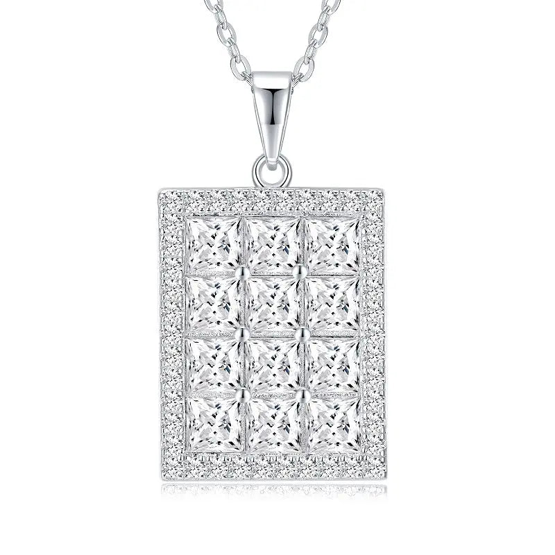 A Luxurious And Fashionable Minimalist Jewelry Pendant Necklace Featuring Top-quality Moissanite, Made Of S925 Silver Electroplated With Platinum. - N&P Colletion