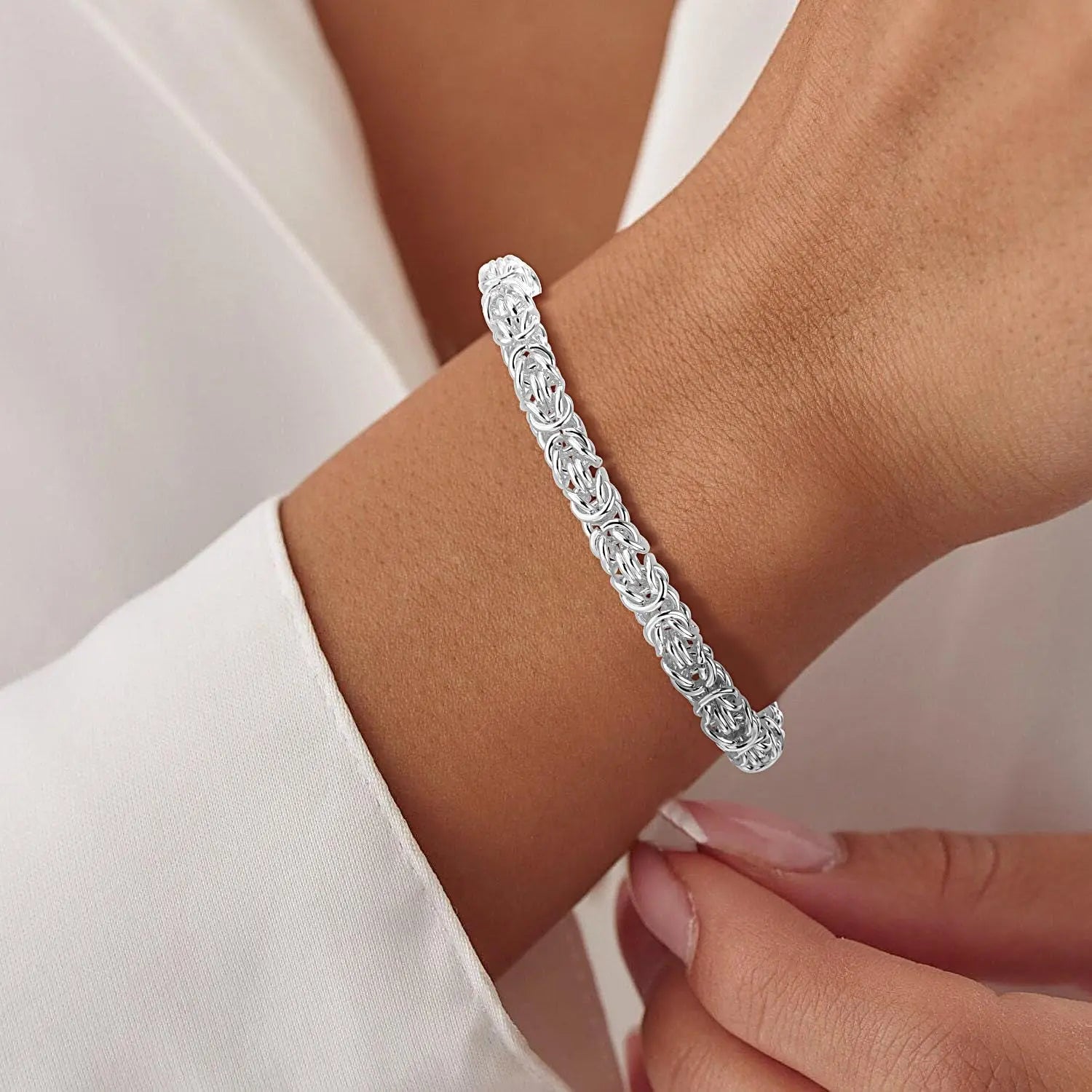 925 Sterling Silver Byzantine Bracelet