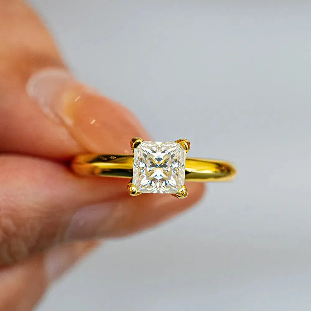 Light Luxury 18K Real Gold Princess Shape Ring Ring 1Ct One Carat Moissanite Designer Ring Wedding Ring Sets for Women