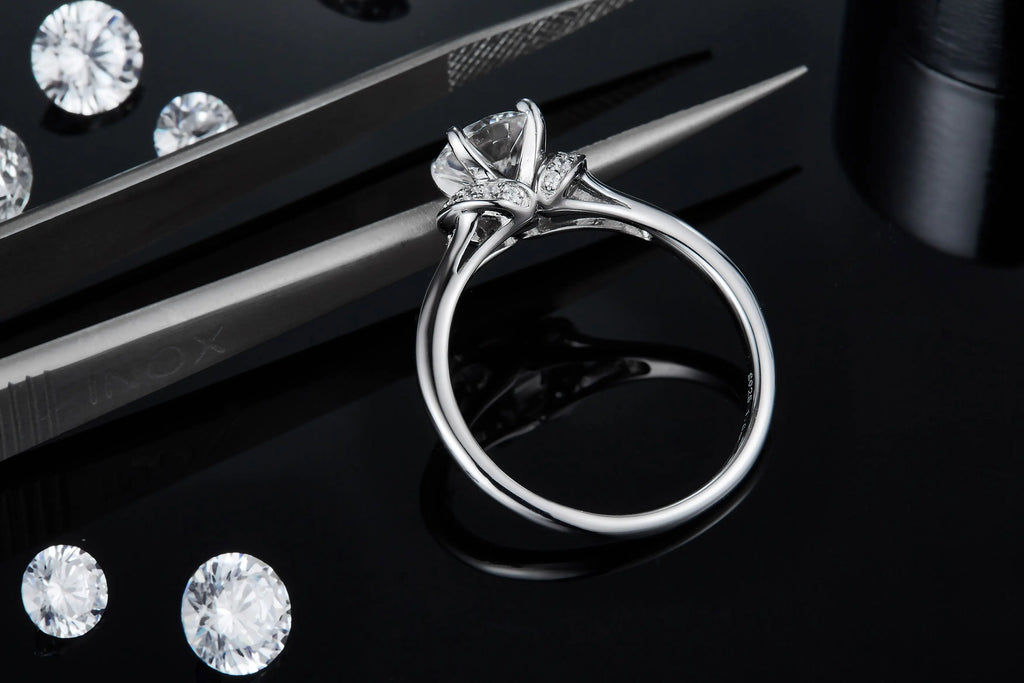 1-Carat Luxury & Fashionable Light Luxury Jewelry Silver Ring – Top-Quality Moissanite, S925 Platinum Plated NP Collection