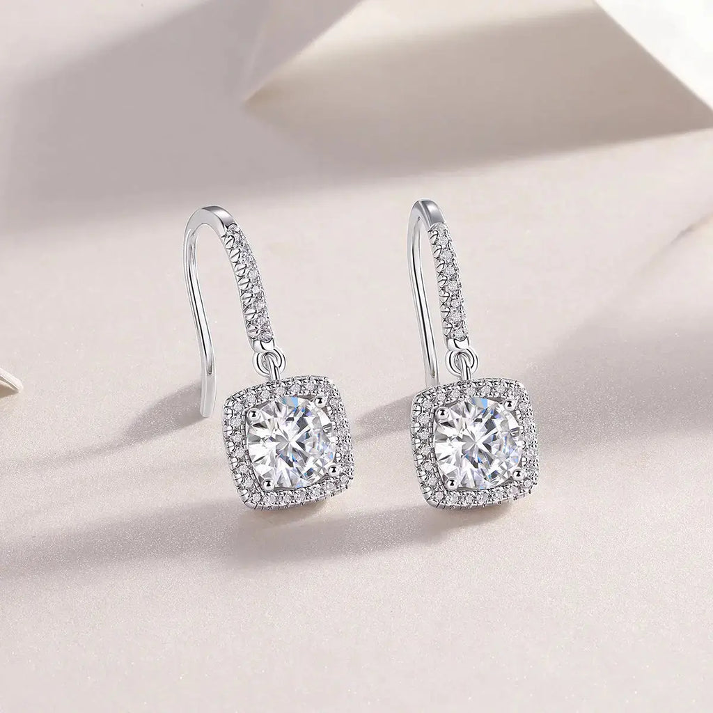 Moissanite Luxury And Fashionable Light Luxury Jewelry Silver Stud Earrings S925 Silver Plated Platinum NP Collection