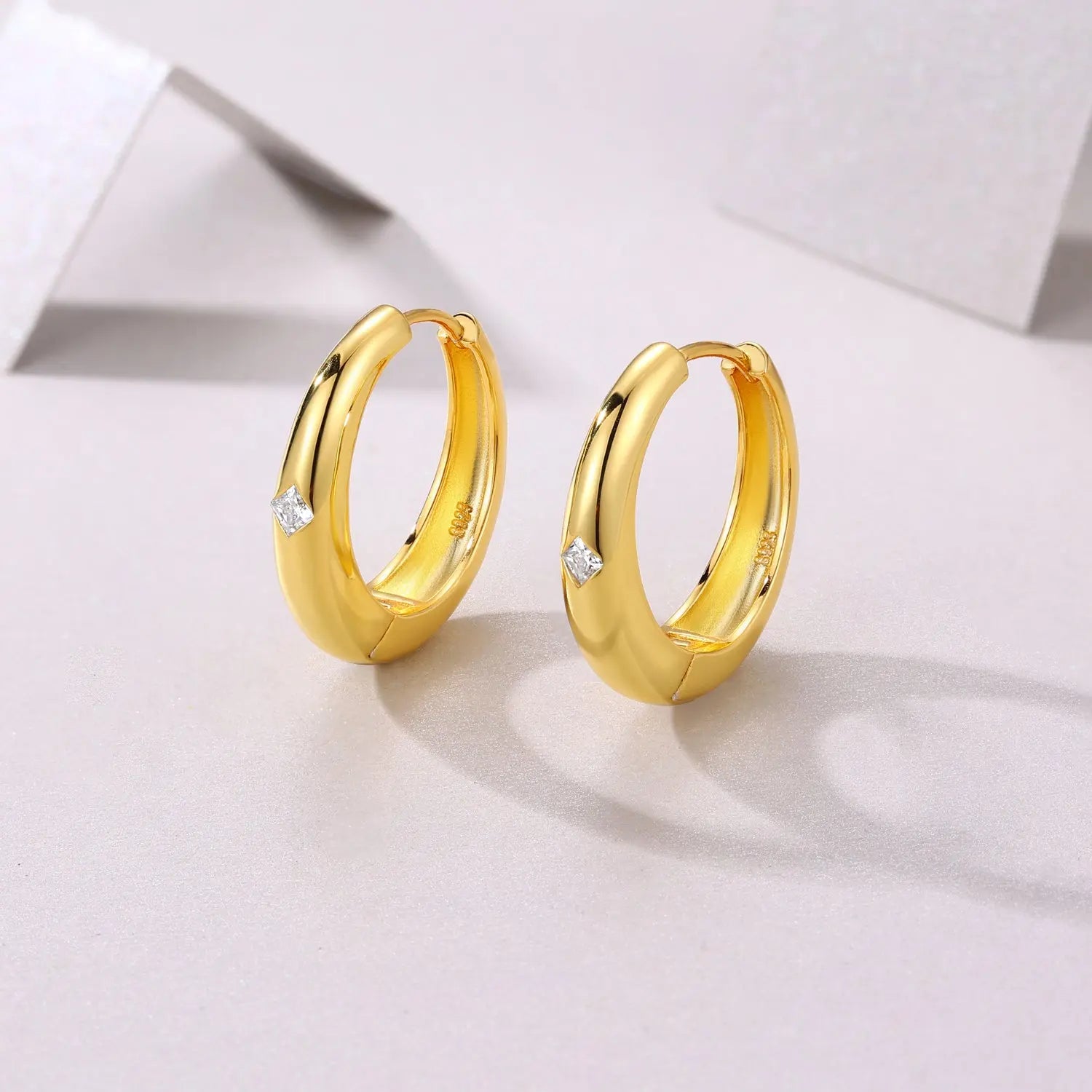 Star Ring Light – Premium Moissanite Luxury Fashion Silver Stud Earrings, S925 Gold Electroplated NP Collection