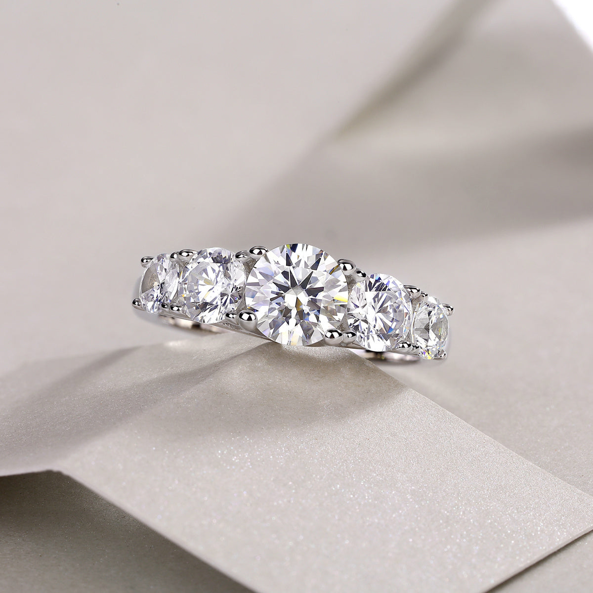 Deep Affection - 1-carat Top-quality Moissanite S925 Silver And Platinum-plated Diamond Ring