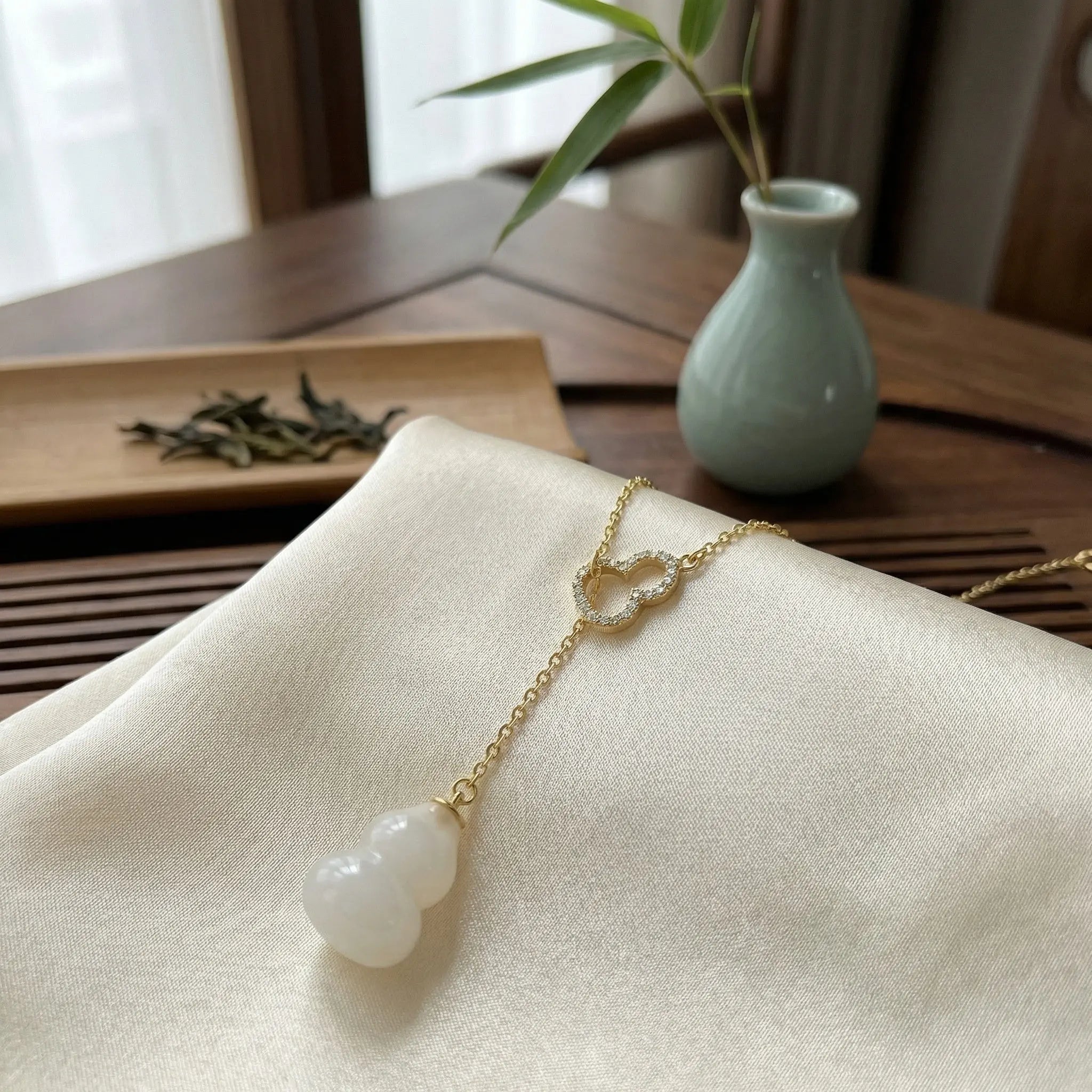 925 Sterling Silver Elegant White Jade Wulu Lariat Necklace with Diamond Pavé Accents NP Collection