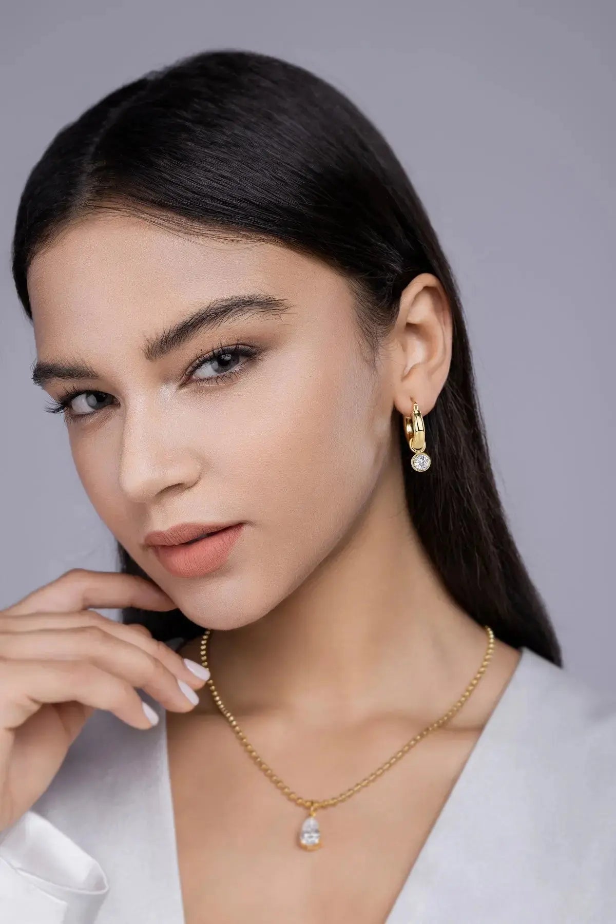Round Shadow - Luxurious And Fashionable Light Luxury Jewelry Stud Earrings Set With Top-quality Moissanite, S925 Silver Plated With Gold NP Collection