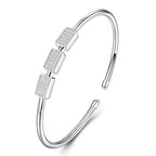 A Luxurious And Fashionable Minimalist Jewelry Bracelet Featuring Top-quality Moissanite, Made Of S925 Silver Electroplated With Platinum. - N&P Colletion
