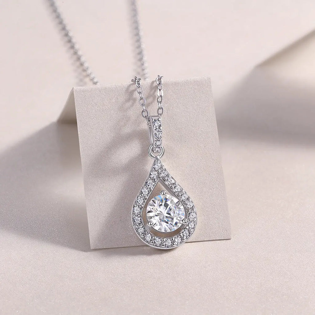 1Heart Charm Diamond Jewelry Piece Set with 1-Carat Moissan Diamond S925 Sterling Silver and Platinum-Plated Pendant