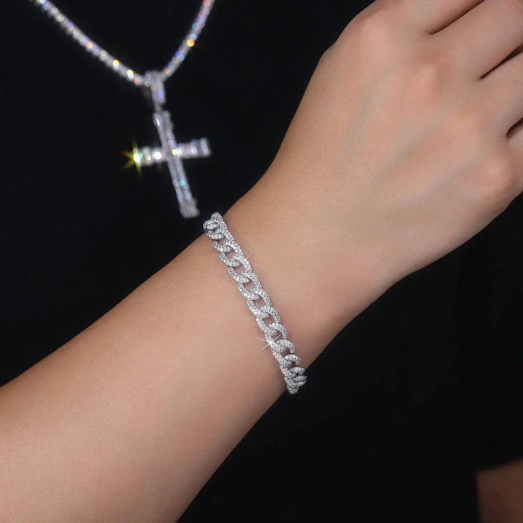 Moissanite, This Luxurious And Fashionable Light Luxury Jewelry Silver Bracelet Is Made Of S925 Silver Electroplated With Platinum NP Collection
