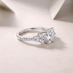 Diamond Ring with Moissanite 