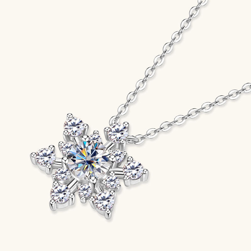 New Ins Style Snowflake Moissanite Necklace