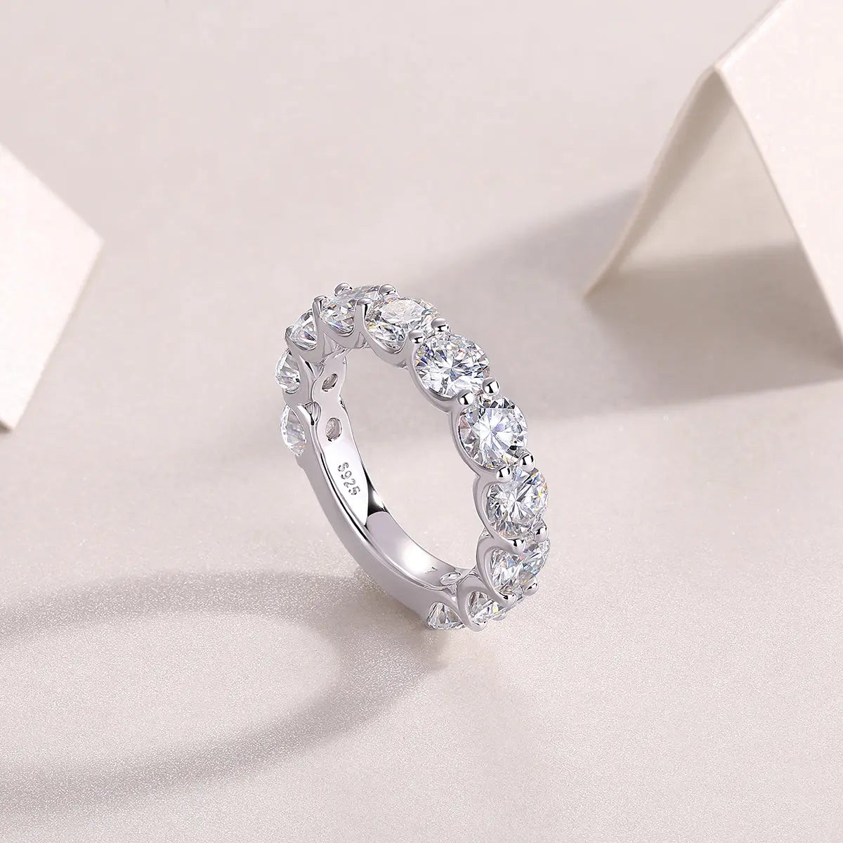 1Dazzling Moments Ring Moissanite S925 Sterling Silver and Platinum-Plated Diamond 
