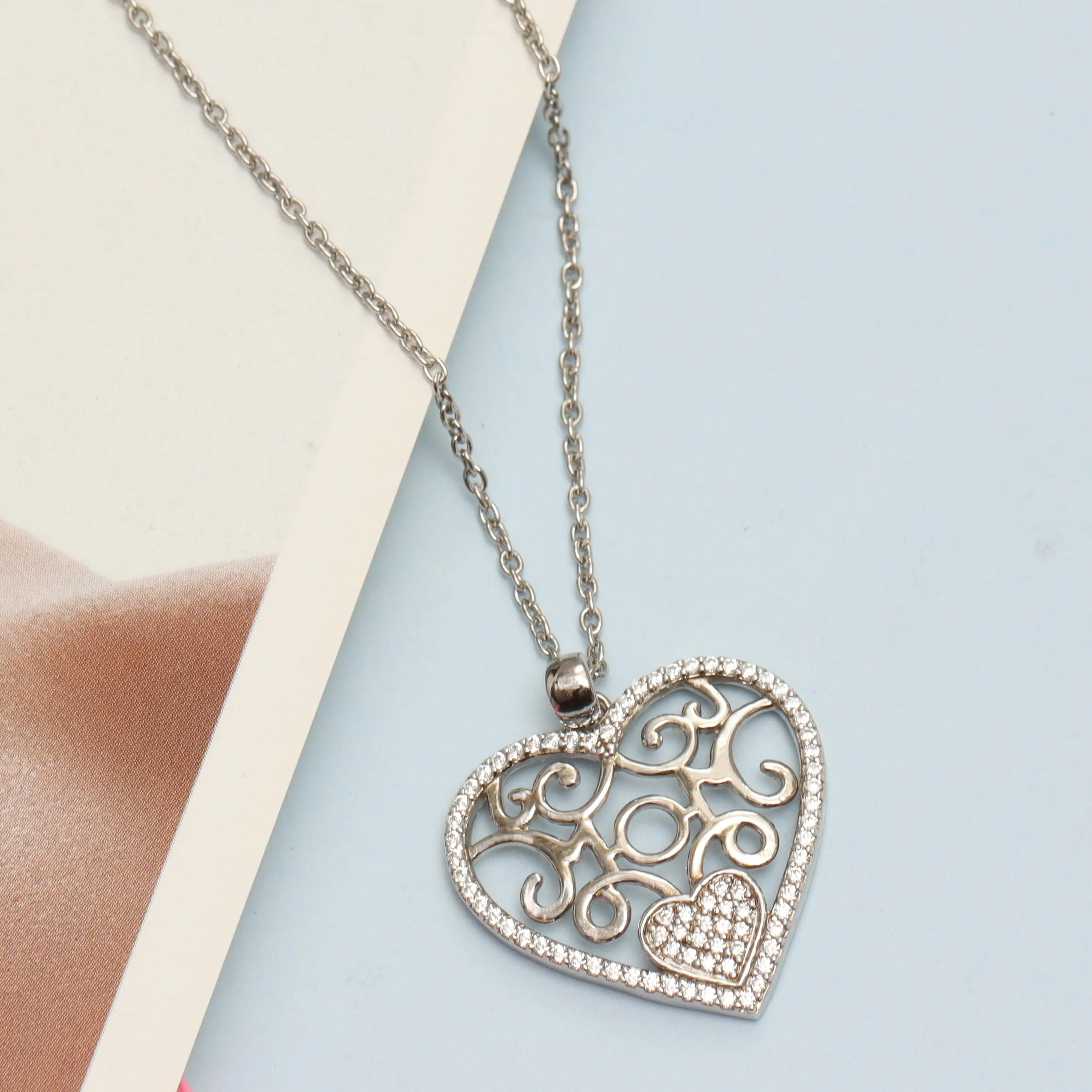 925 Sterling Silver Light-Weight CZ Filigree Heart Pendant Necklace 