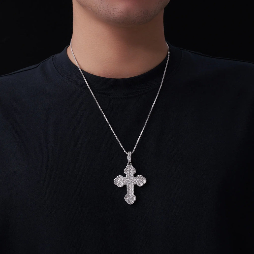 A Luxurious And Fashionable Minimalist Jewelry Pendant Necklace Set With Top-quality Moissanite, Made Of S925 Silver Electroplated With Platinum. - N&P Colletion