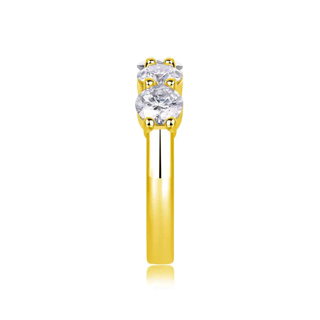 A Luxurious And Fashionable Light Luxury Jewelry Silver Ring Set With Top-quality Moissanite, S925 Silver Plated With Platinum NP Collection
