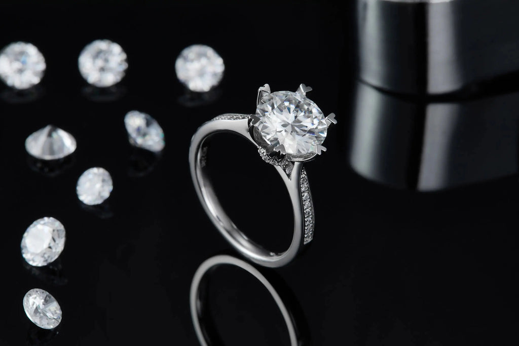 A 3-carat Luxury And Fashionable Light Luxury Jewelry Silver Ring Set With Top-quality Moissanite, S925 Silver Plated With Platinum NP Collection