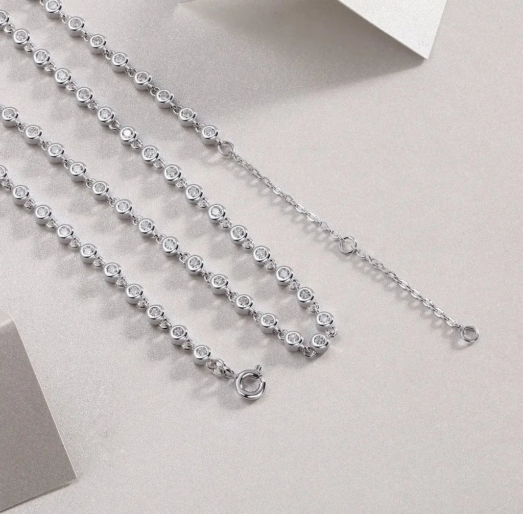 Ring Heart Whisper - A Fashionable And Light Luxury Jewelry Pendant Necklace Set With Top-quality Moissanite, S925 Silver Plated Platinum NP Collection