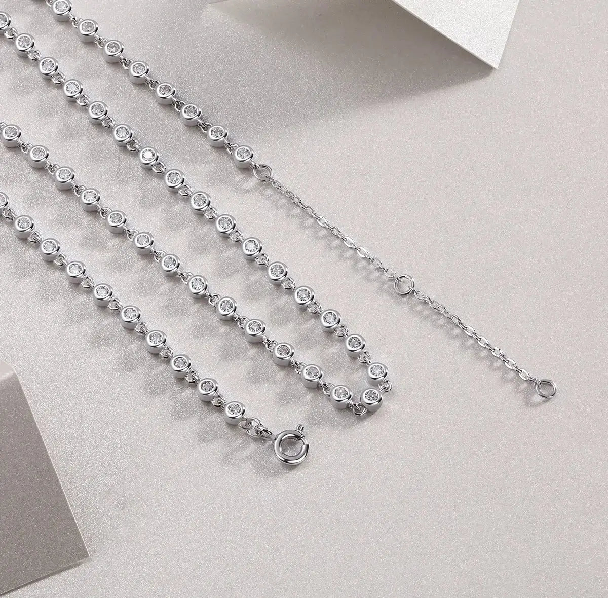 Ring Heart Whisper - A Fashionable And Light Luxury Jewelry Pendant Necklace Set With Top-quality Moissanite, S925 Silver Plated Platinum NP Collection