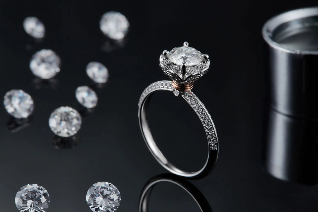 A 1-carat Luxurious And Fashionable Light Luxury Trend Jewelry Silver Ring, Set With Moissanite, Made Of S925 Silver-plated Platinum Material. - N&P Colletion