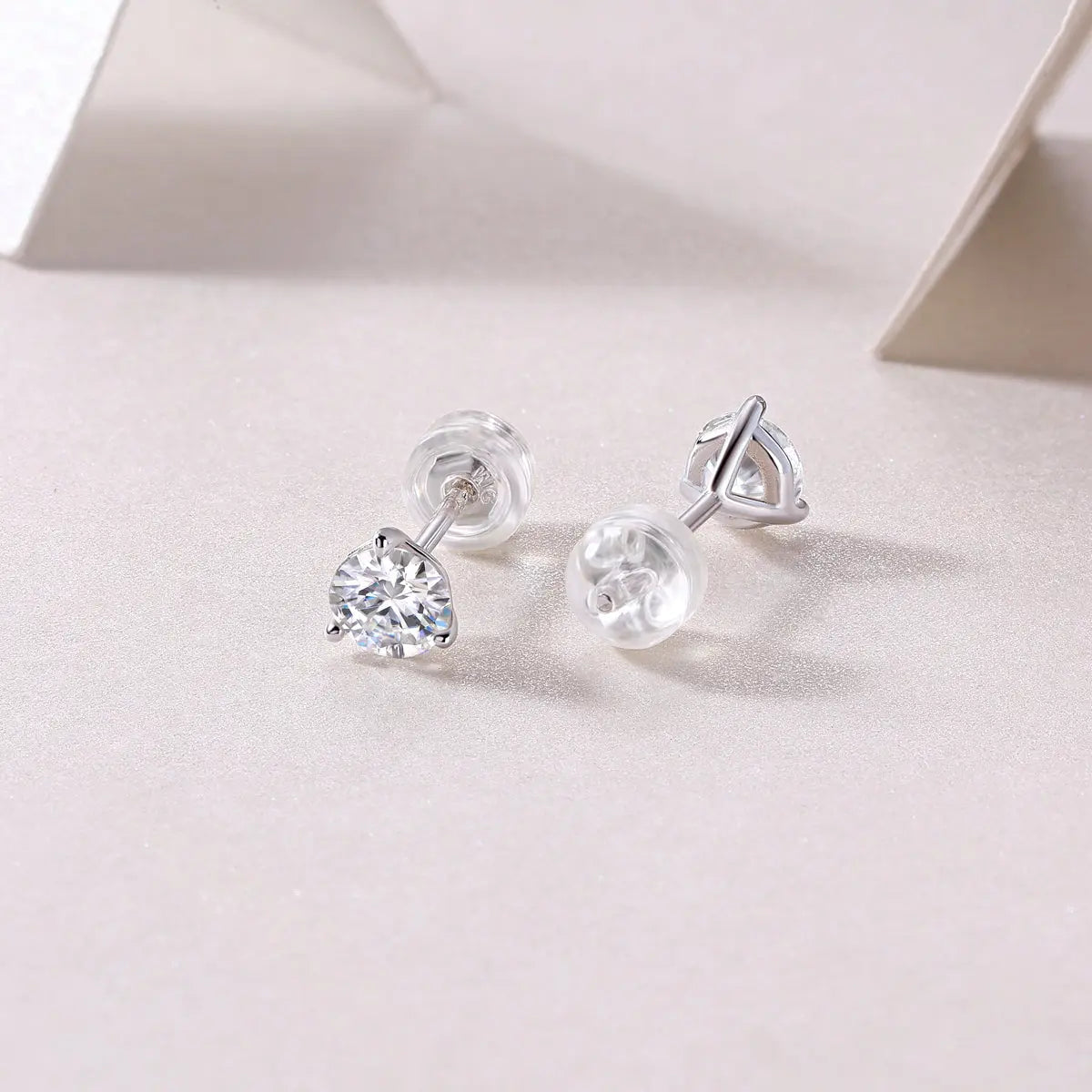 1Freeze Frame – Luxury Fashion Diamond Stud Earrings with Moissanite, Silver Jewelry - N&P Colletion
