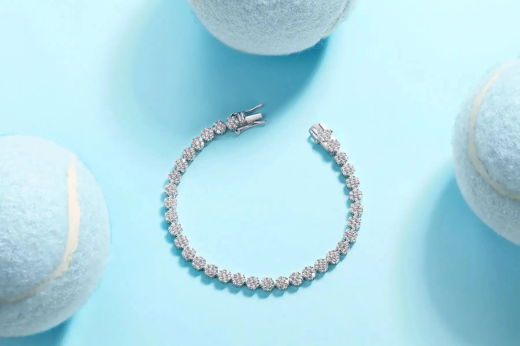 Moissanite, This Luxurious And Fashionable Light Luxury Trend Jewelry Silver Bracelet Is Made Of S925 Silver Electroplated With Platinum NP Collection