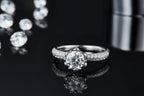1-carat Luxury And Fashionable Light Luxury Jewelry Silver Ring Set With Top-quality Moissanite, S925 Silver Plated Platinum NP Collection