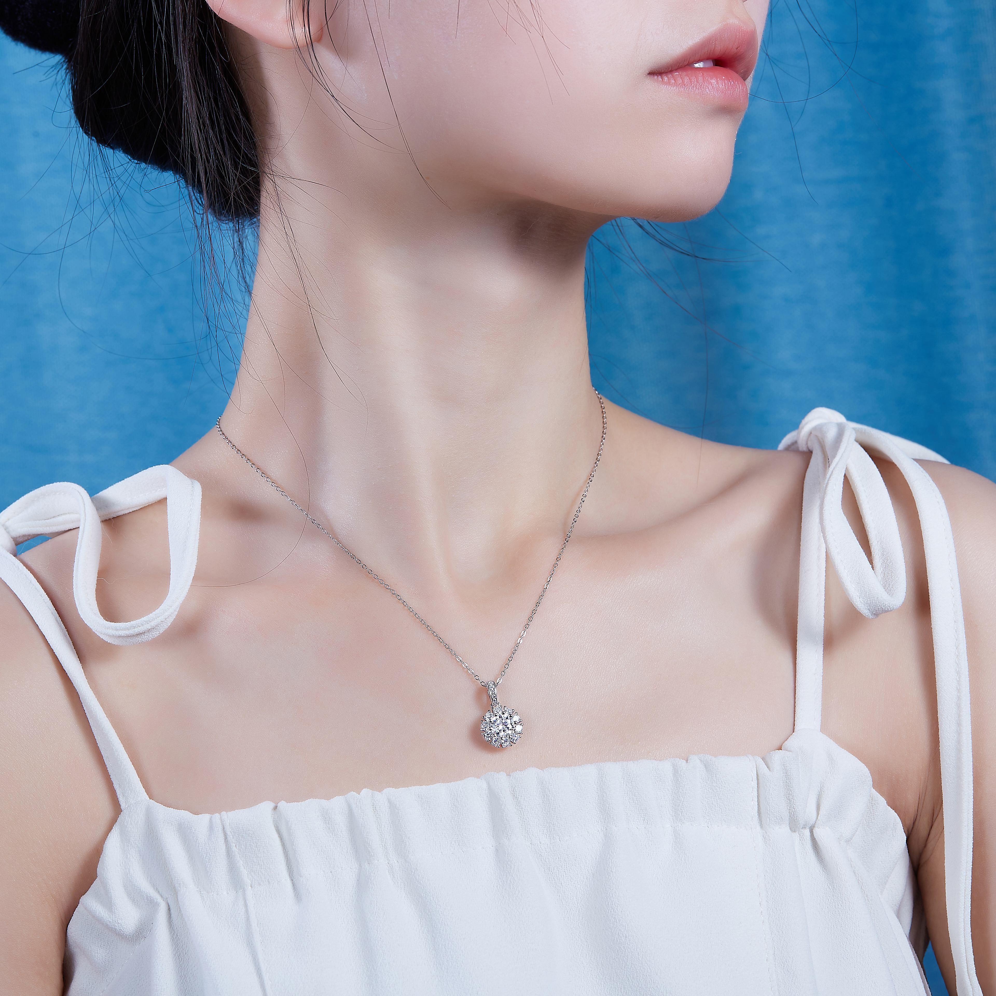 Blossom - 1-carat Moissan Diamond S925 Sterling Silver And Platinum Plating Pendant