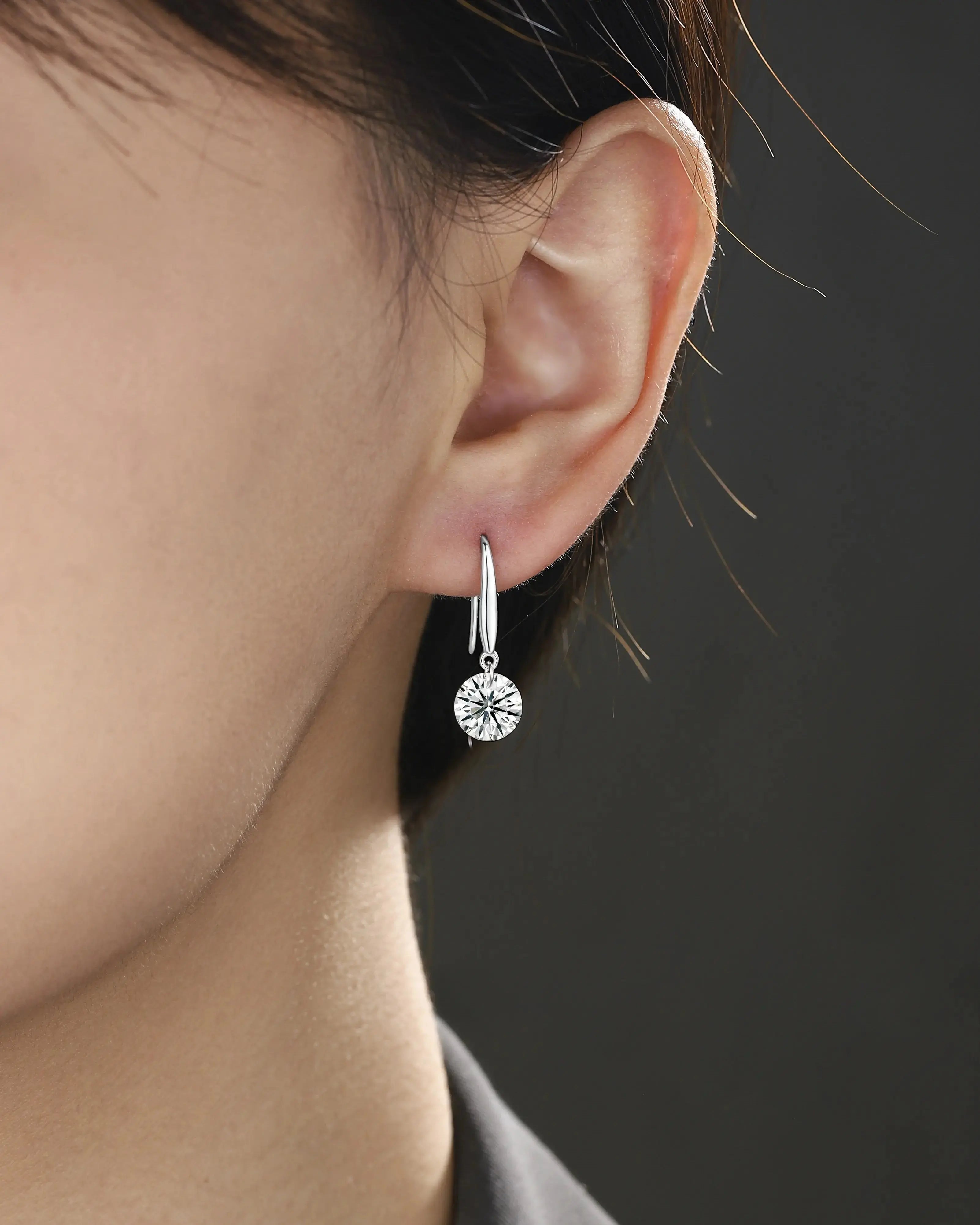 Moissanite Luxury And Fashionable Light Luxury Jewelry Silver Stud Earrings S925 Silver Plated Platinum NP Collection