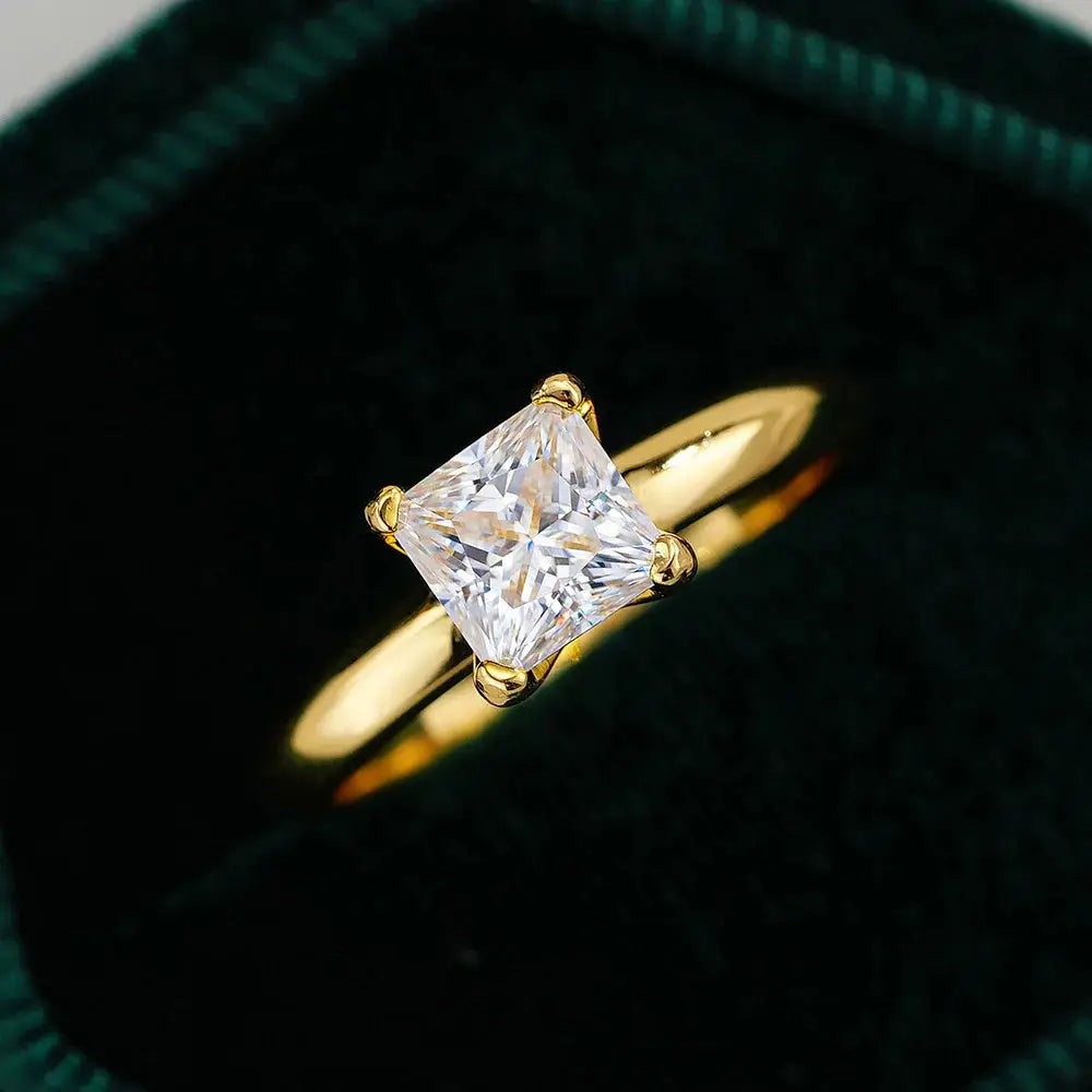 Light Luxury 18K Real Gold Princess Shape Ring Ring 1Ct One Carat Moissanite Designer Ring Wedding Ring Sets for Women