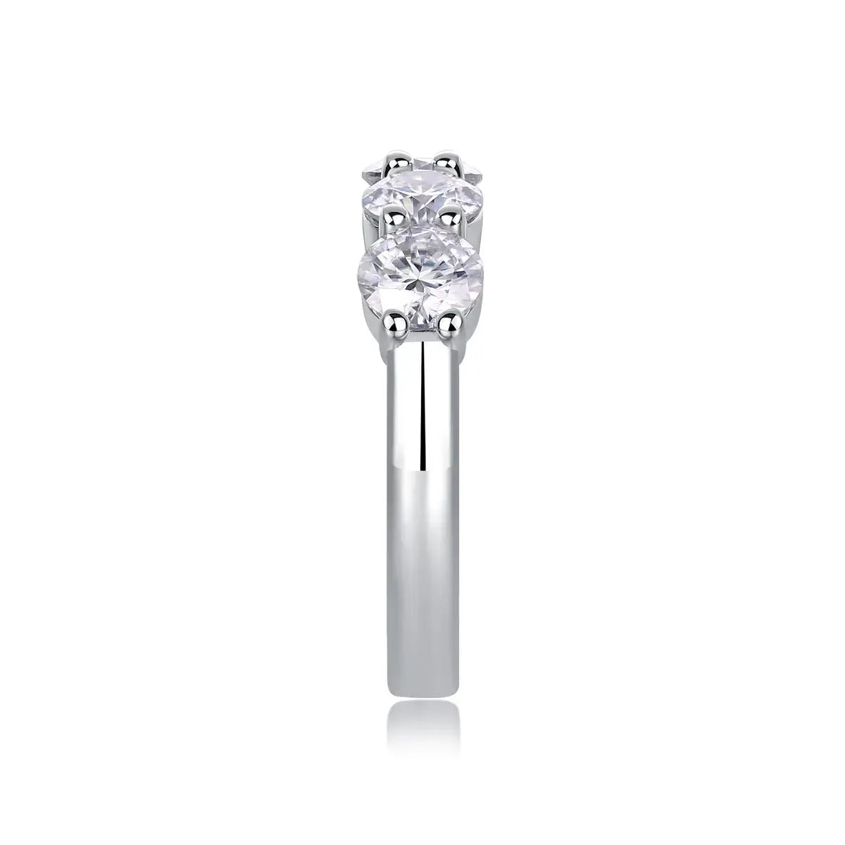 A Luxurious And Fashionable Light Luxury Jewelry Silver Ring Set With Top-quality Moissanite, S925 Silver Plated With Platinum NP Collection