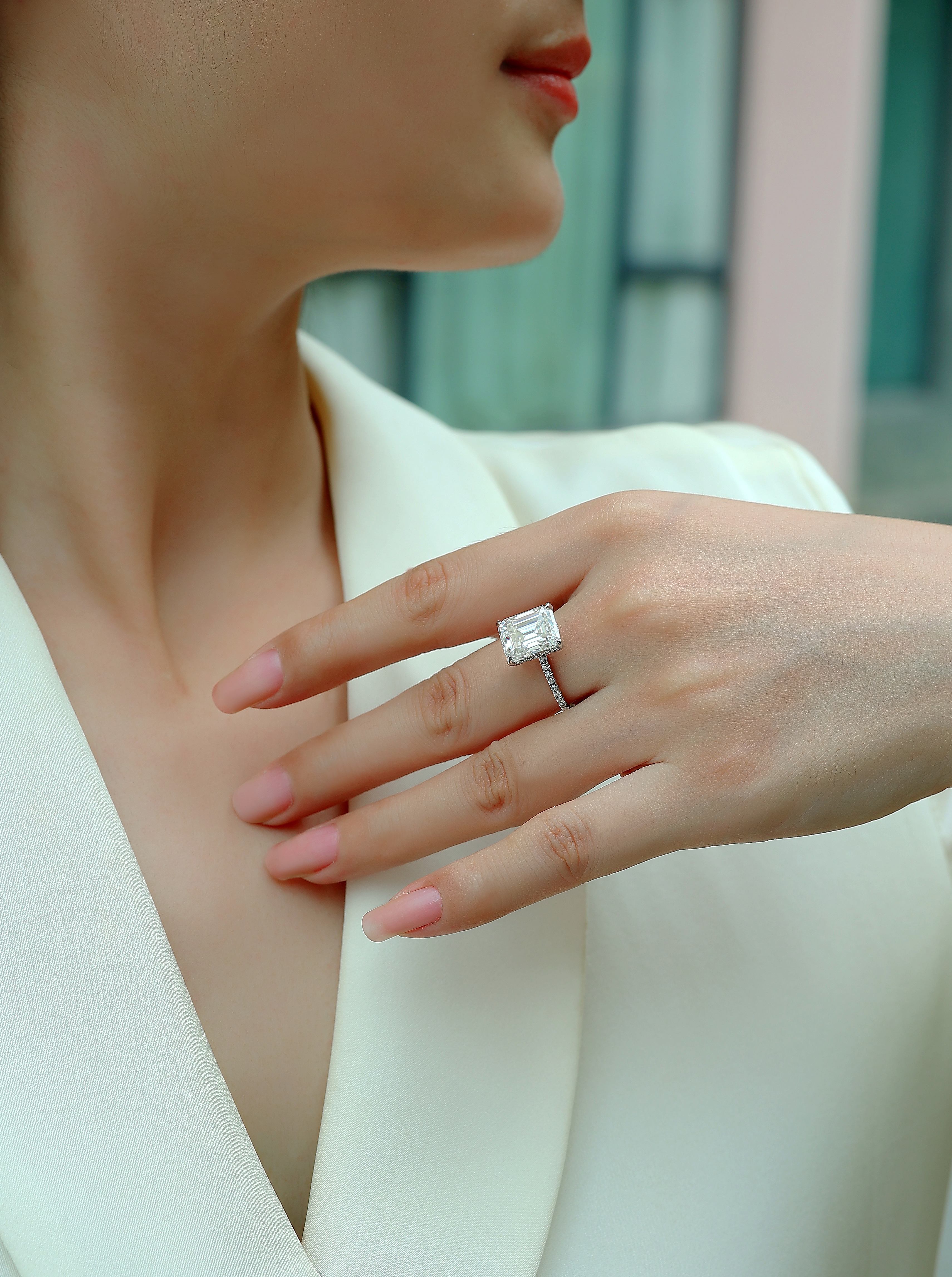 Iridescence City - Moissanite S925 Sterling Silver And Platinum Diamond Ring