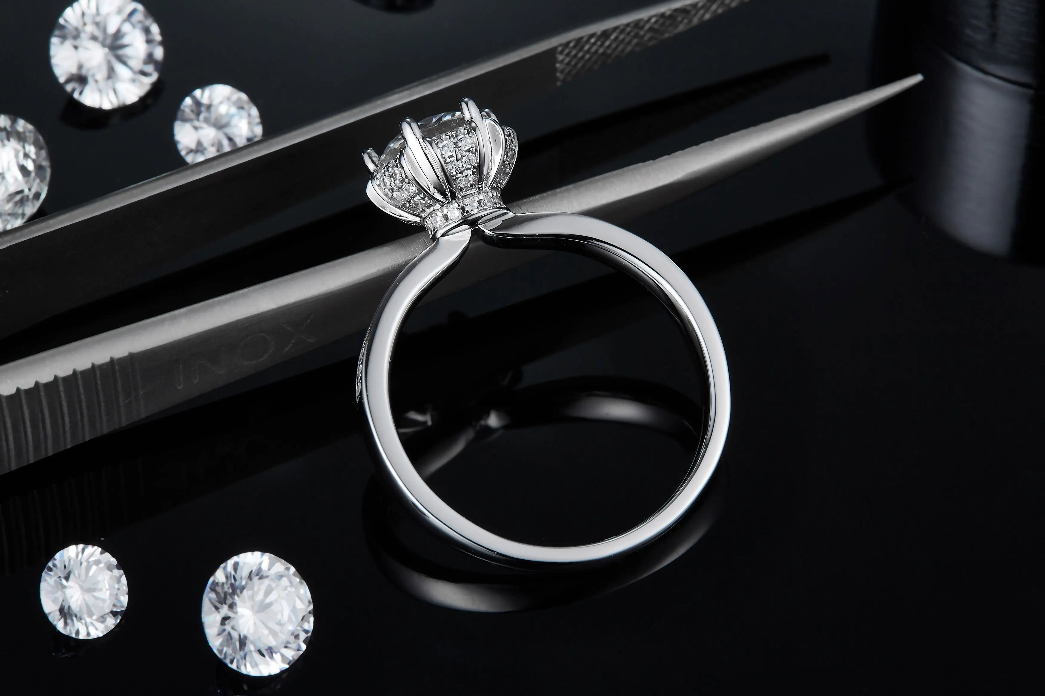 1-Carat Luxury Moissanite S925 Platinum-Plated Silver Ring – Light Luxury Jewelry NP Collection
